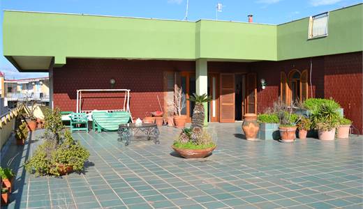 Attico in vendita a Portici